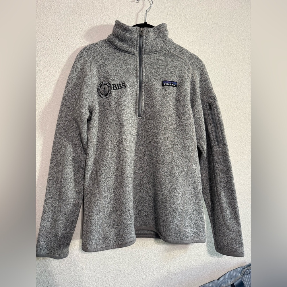 Patagonia zip up sweater - Picture 2 of 8